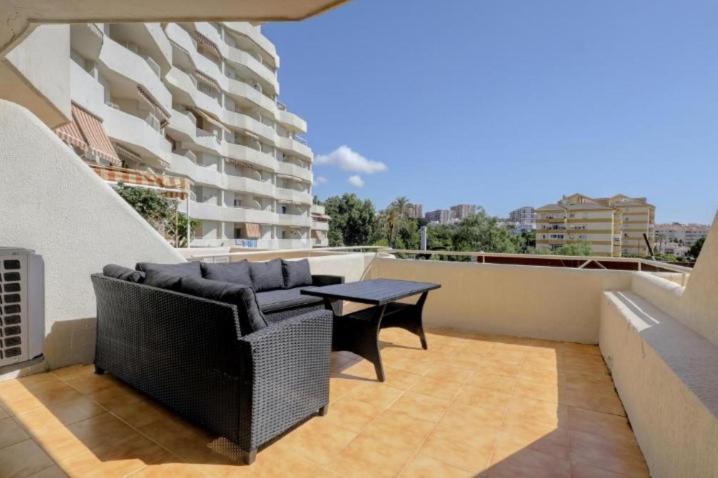 El Estudio De La Playa Benalbeach 324 Gran Terraza Vistas Al Mar Benalmádena Extérieur photo