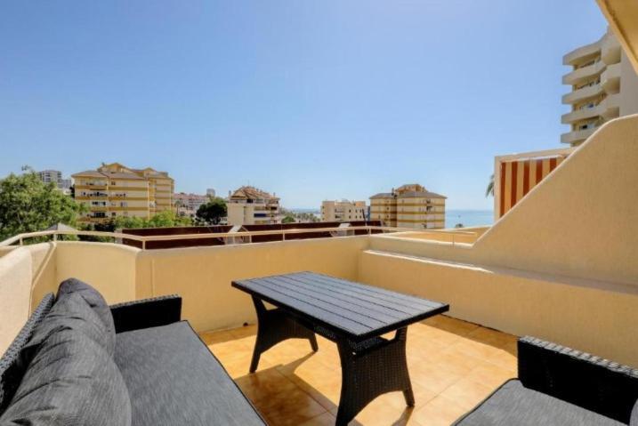 El Estudio De La Playa Benalbeach 324 Gran Terraza Vistas Al Mar Benalmádena Extérieur photo